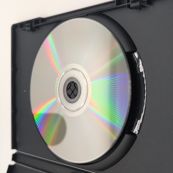 💵2/$10Bundle and Save💵 War of the Worlds DVD Tom Cruise - Picture 4 of 4